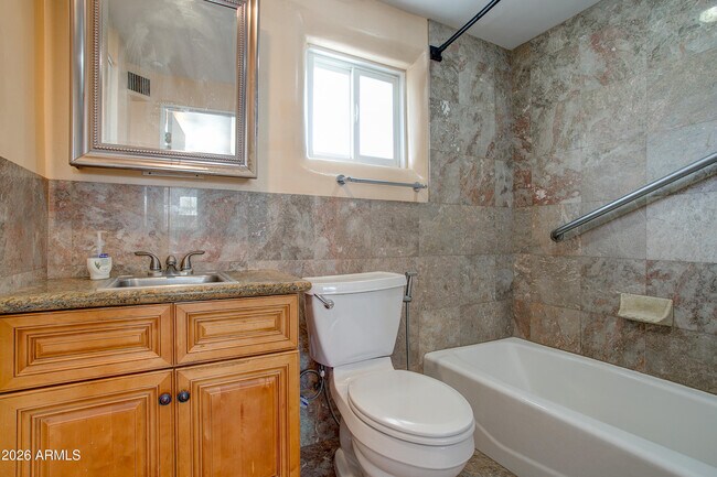 Building Photo - 4491 N 21st St