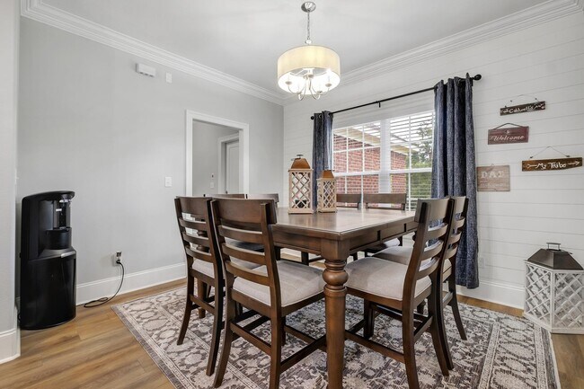 Building Photo - 3325 Mariana Oaks Dr