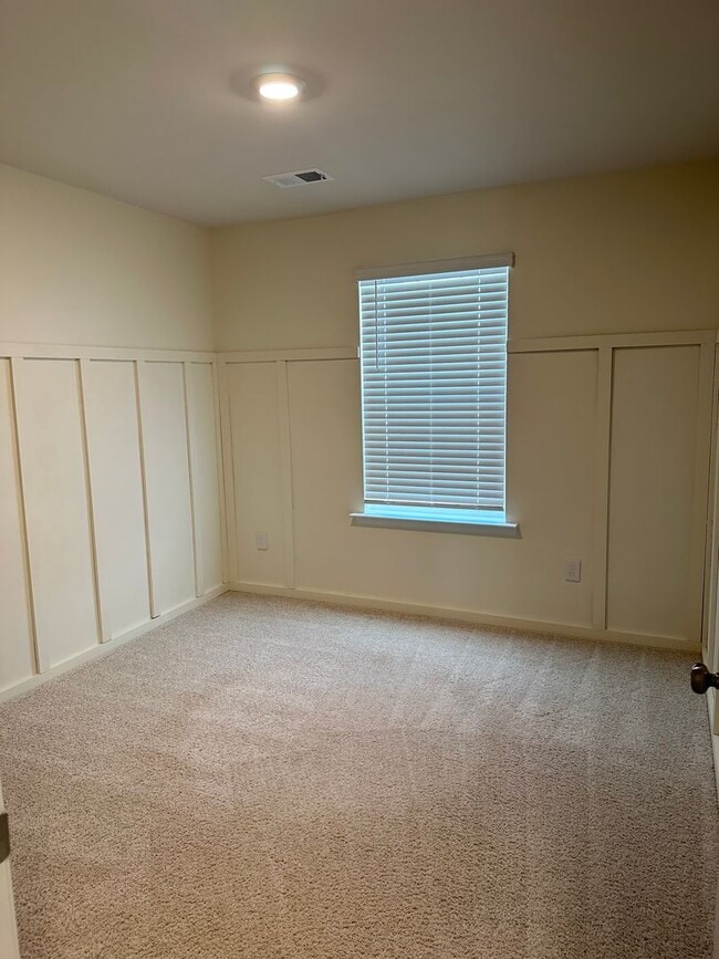 Building Photo - CLARKE COUNTY RENTAL in Shenandoah Crossing HOA