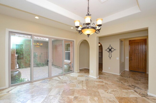 Building Photo - 9427 E Trailside View