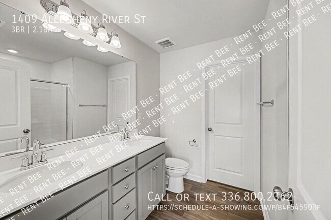 Building Photo - 1409 Allegheny River St