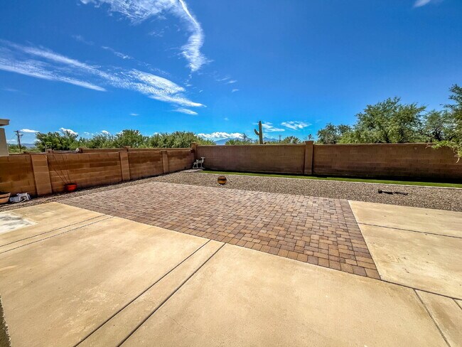 Building Photo - Spacious Rancho Sahuarita Home with Solar, 3-Car Garage, Desert Views and Oversized Loft $500 off...