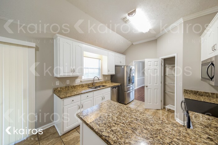 Building Photo - 9312 Bristlecone Dr