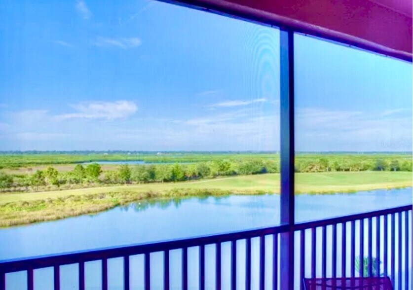 Building Photo - 7005 River Hammock Dr