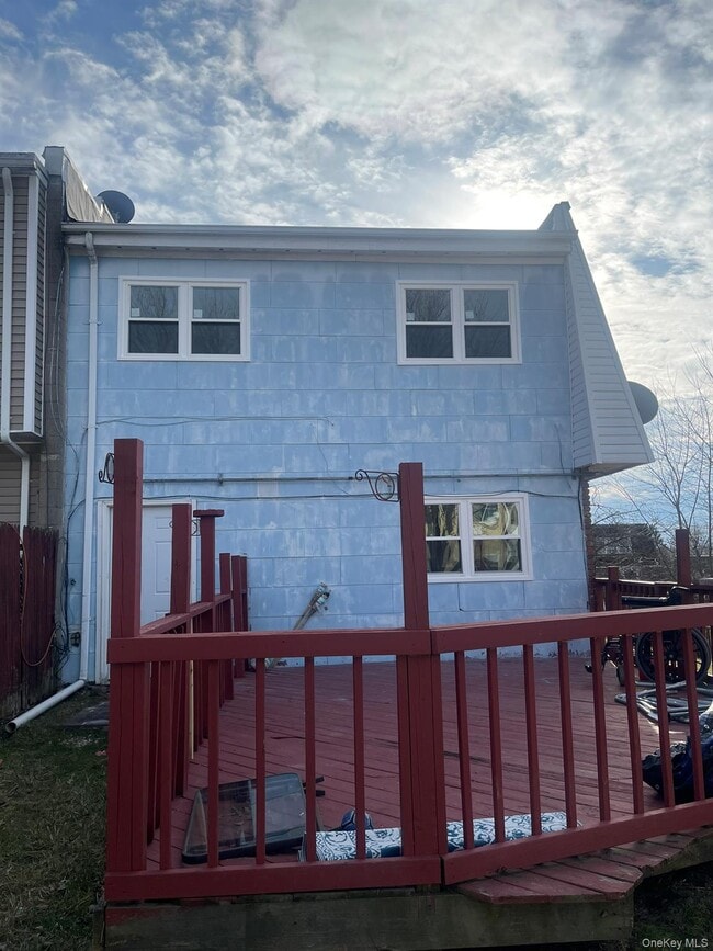 Building Photo - 18 Chaucer Ct