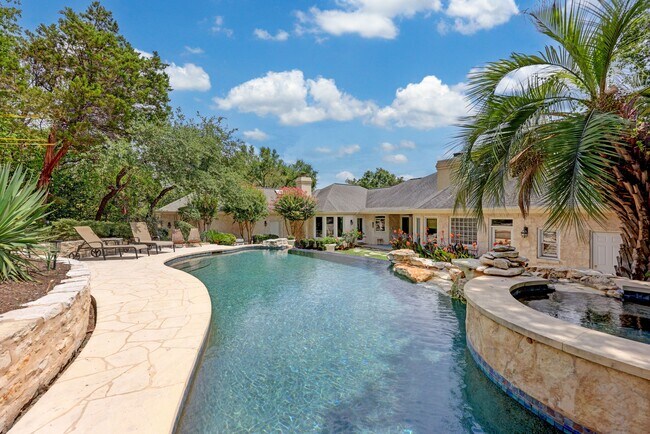 Building Photo - 102 Wood Trail