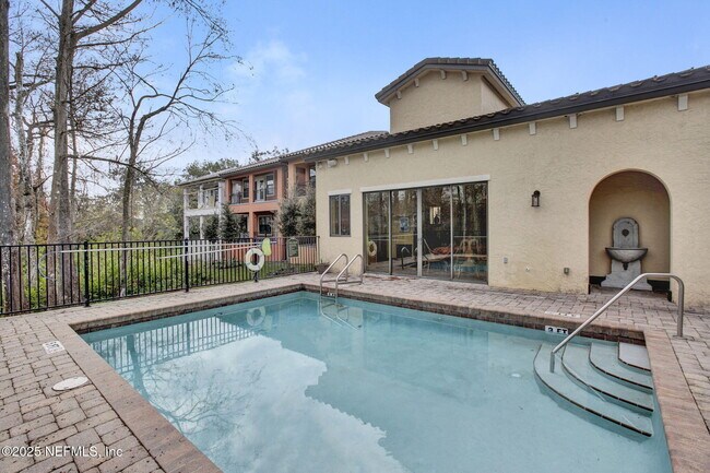 Building Photo - 8859 AMALFI Ct