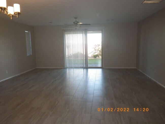 Building Photo - Beautiful 5 Bedroom House with City View