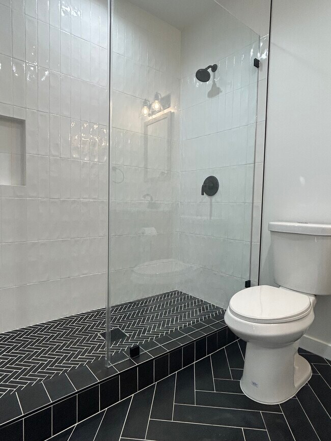 Building Photo - 20448 Gault St