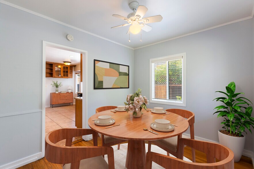 Seating off Kitchen - 4912 Strohm Ave