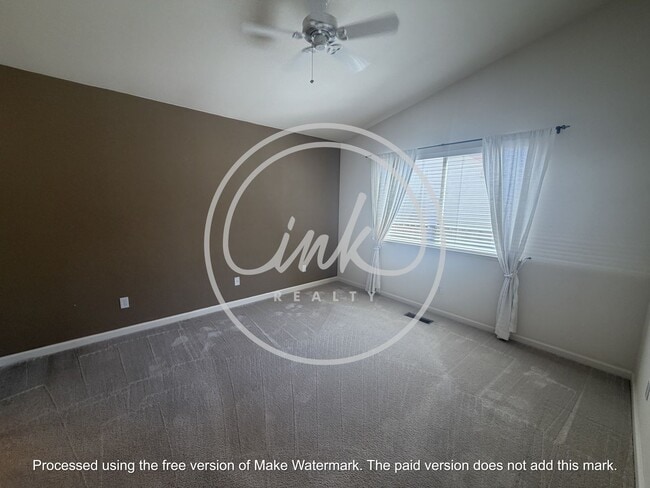 Building Photo - Beautiful 2 Bedroom Home Close to Downtown Gardnerville