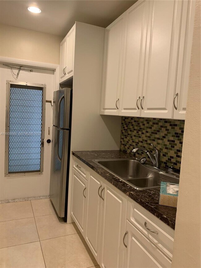 Building Photo - 1450 Atlantic Shores Blvd