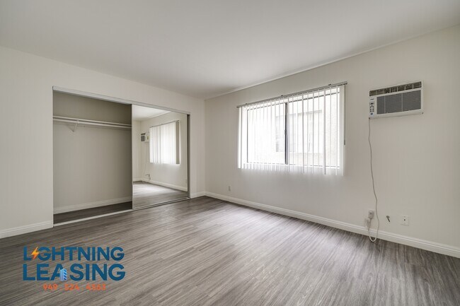 Building Photo - 5121 Klump Ave