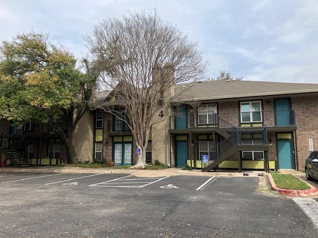 Building Photo - 7685 Northcross Dr