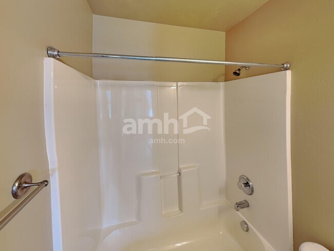 Building Photo - 1449 S 2490 E