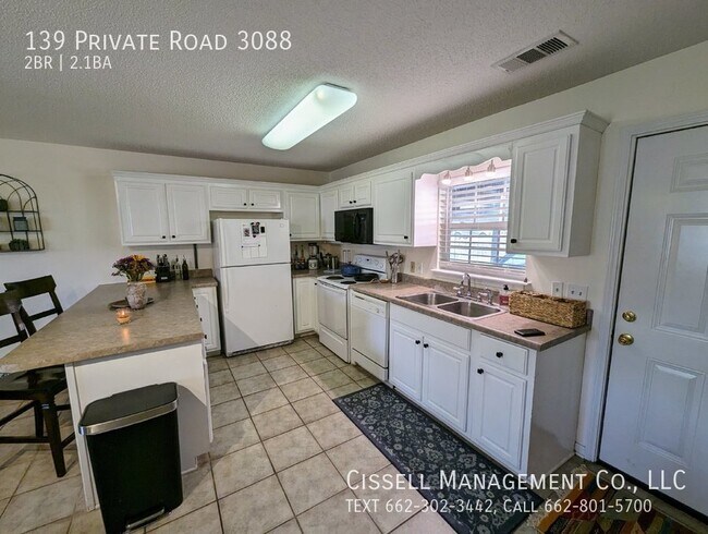 Building Photo - 139 Private Road 3088