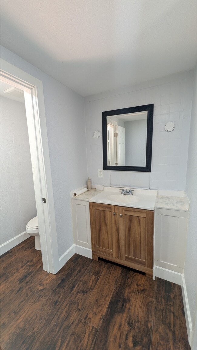 Building Photo - 266 Hunters Glen