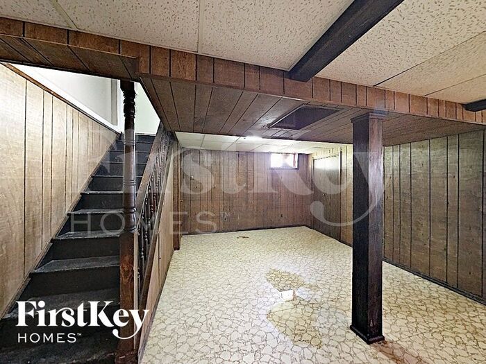 Building Photo - 1140 Estes Dr