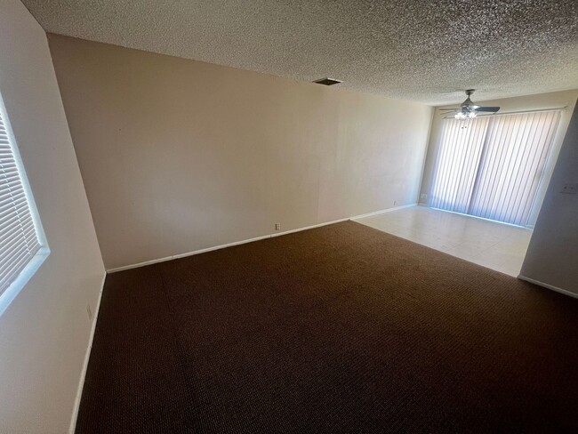 Building Photo - 73451 Sun Valley Dr