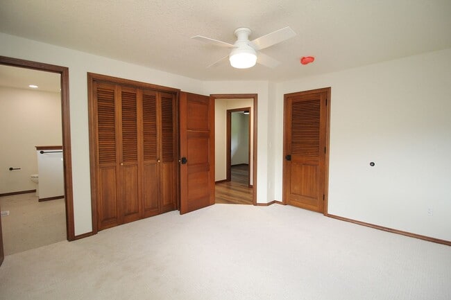 Building Photo - 2890 SW 89th Ave