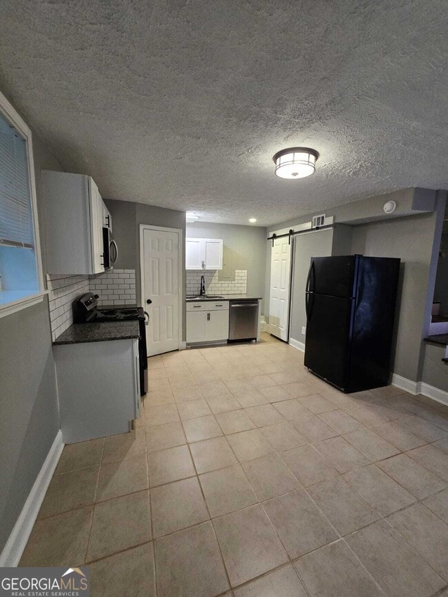 Building Photo - 2963 Redwine Rd