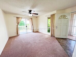 Building Photo - 94-638-533 Lumiaina St
