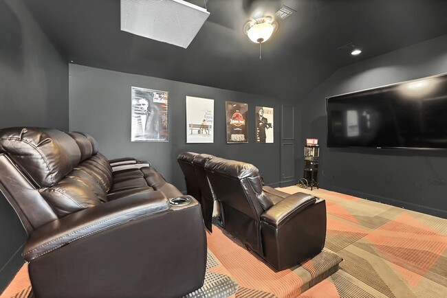 Building Photo - 3503 Highfalls Dr