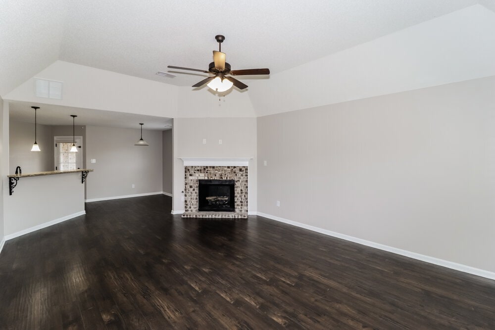 Building Photo - 9466 Darren Cir S