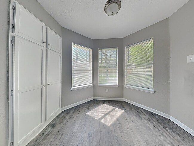 Building Photo - 22723 Brafferton Ln