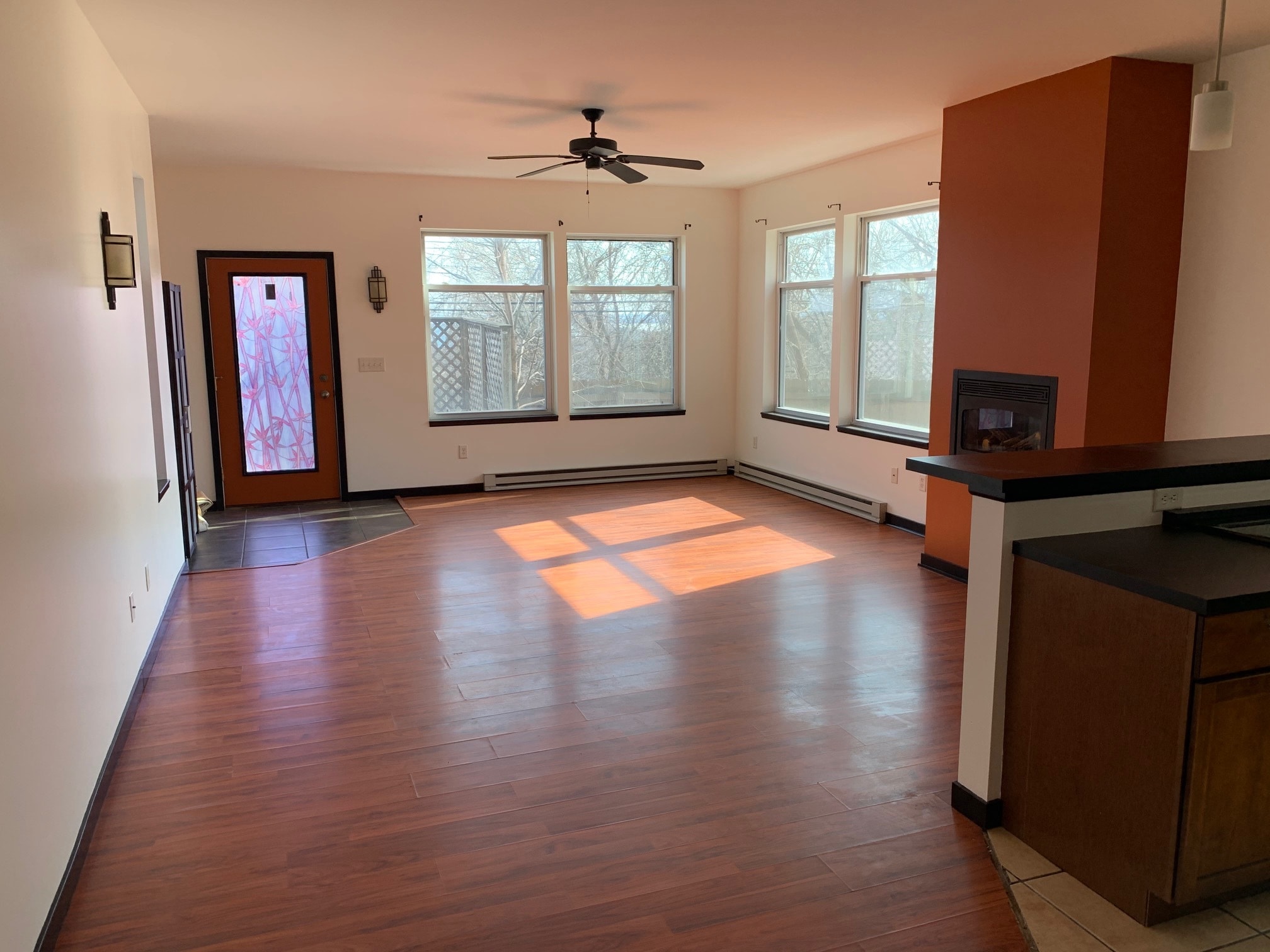 unit 1 LR - 14 W 5th St