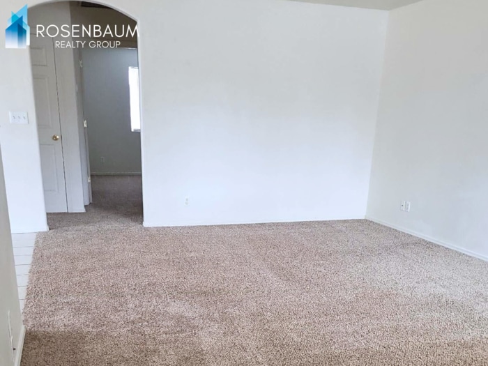 Building Photo - 7060 E Burro Ln