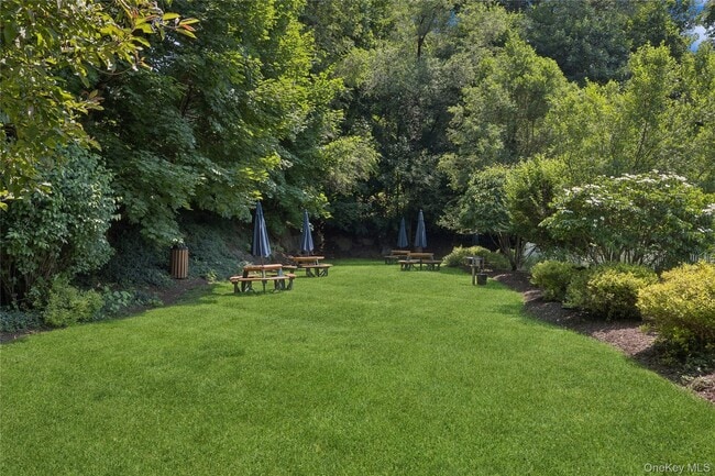 Building Photo - 412 Benedict Ave