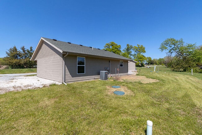 Building Photo - 1544 Florence Dr