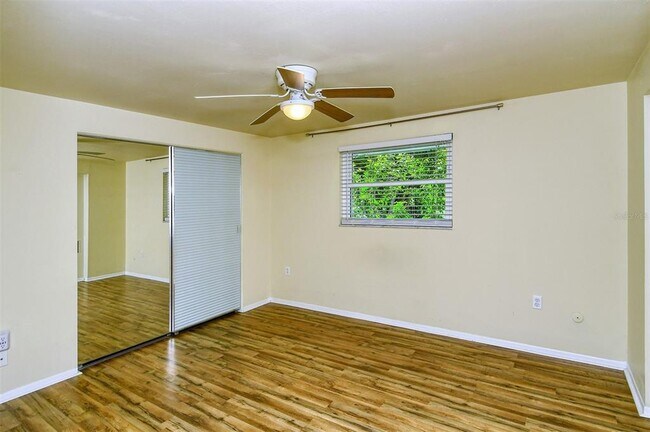 Building Photo - 2512 Post Rd