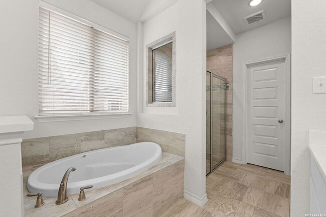 Building Photo - 1732 Doubleday Ln