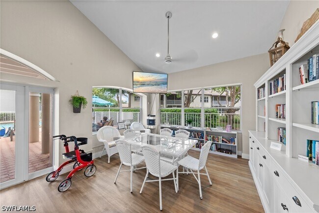 Building Photo - 28611 Carriage Home Dr