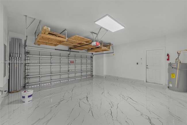 Building Photo - 642 SE 37th Pl