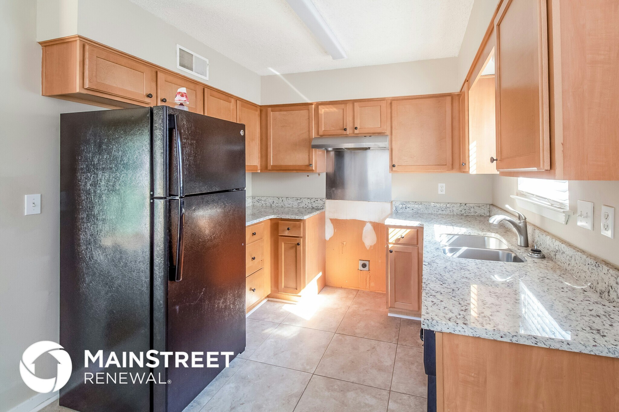 Building Photo - 7158 Rose Trail Dr