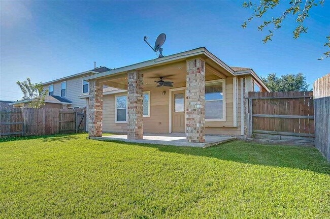 Building Photo - 5518 Gibralter Pl