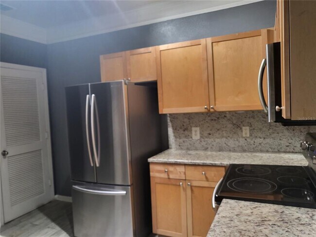 Building Photo - 8824 Villa View Cir
