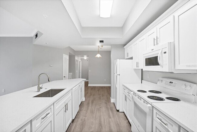 Building Photo - 5691 Bentgrass Dr