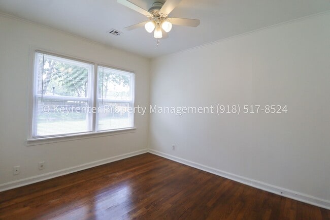 Building Photo - Gorgeous duplex unit on large lot with garage -- NO PETS ALLOWED