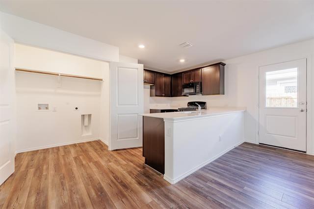 Building Photo - 7313 Woodpecker Dr