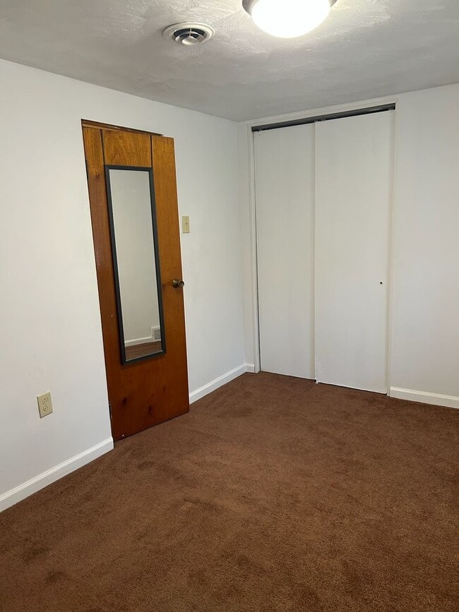 Building Photo - 3589 Bull Creek Rd