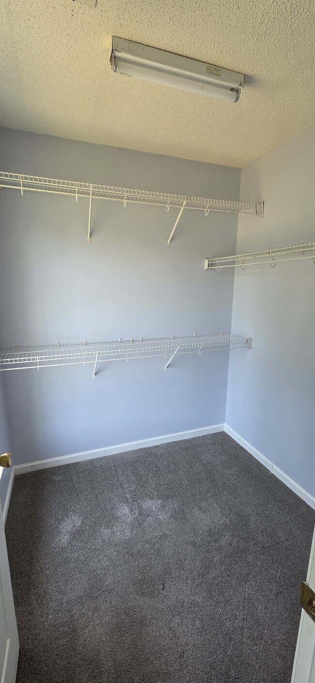 Building Photo - 3508 Selway Dr