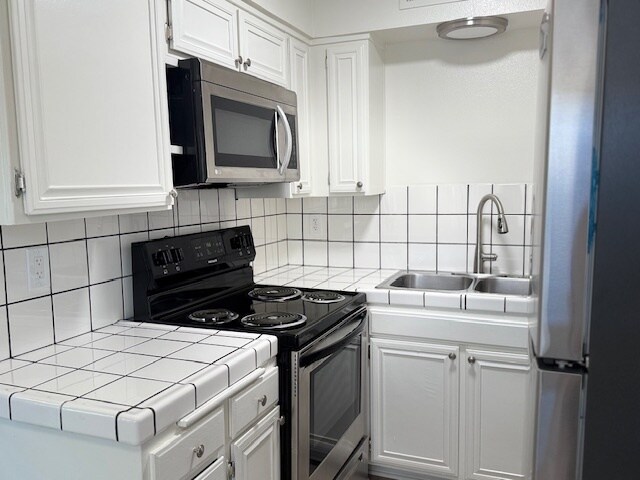 Building Photo - 45296 Panorama Dr