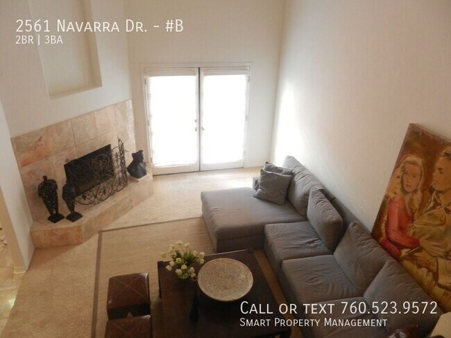 Building Photo - 2561 Navarra Dr