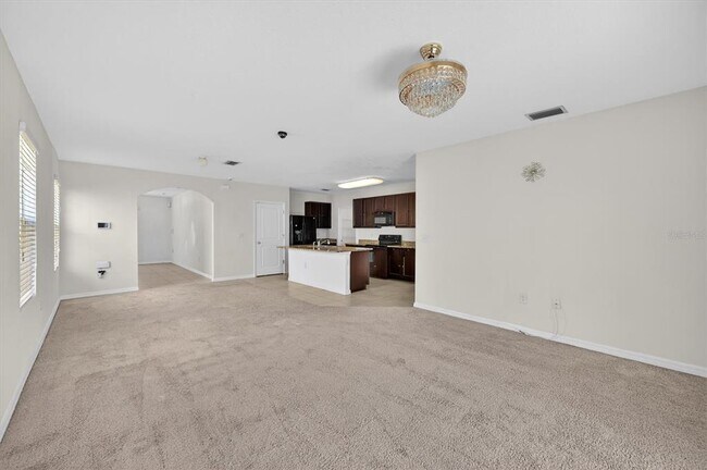 Building Photo - 4842 San Palermo Dr