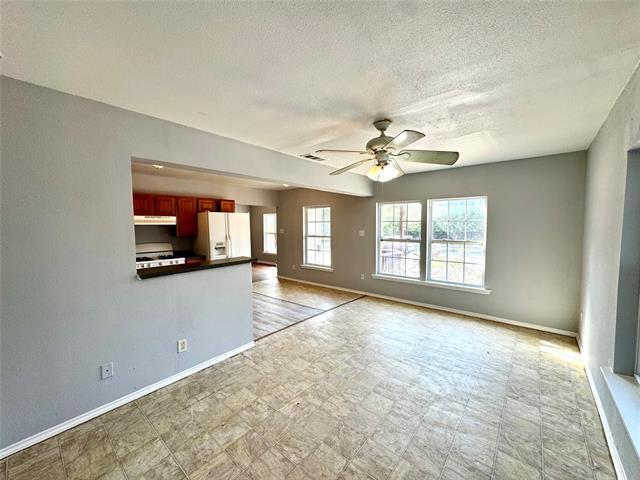 Building Photo - 1415 Abelia St