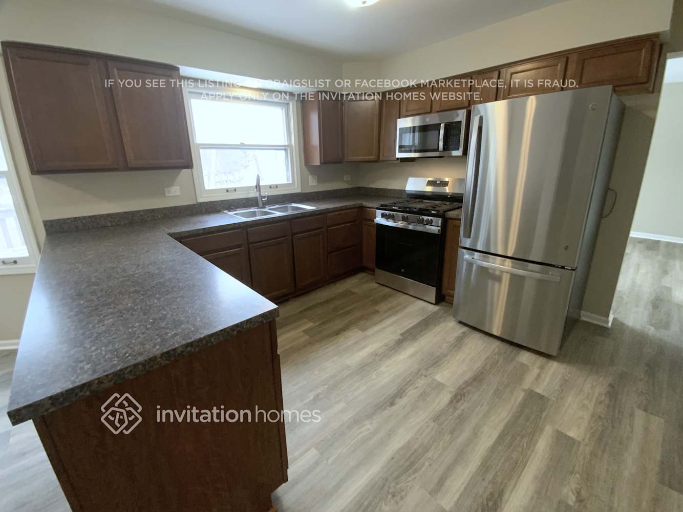 Building Photo - 1212 Lehnertz Cir